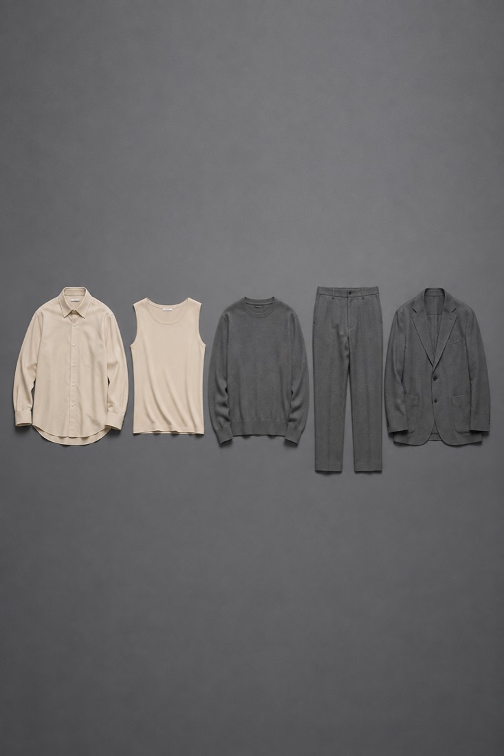 The Five-Day Starter (Neutral) capsule laid out flat.